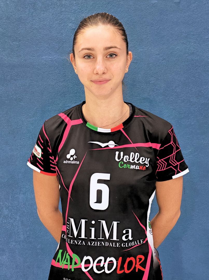 NICOLE FAVIA